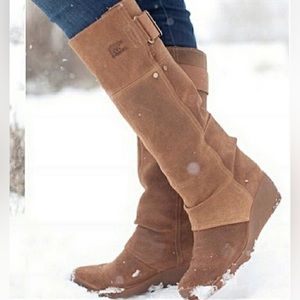 Sorel Toronto Elk boots are wmns size 7!